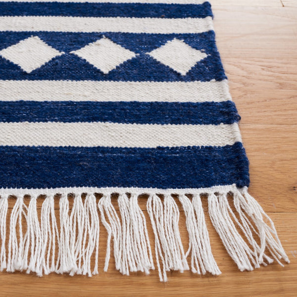 Safavieh Kilim 764 Flat weave Polpropylene Rug KLM764N-8