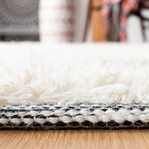 Safavieh Kenya 456 Hand Woven Wool Bohemian Rug KNY456A-9