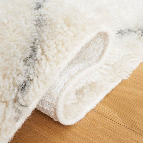 Safavieh Kenya 775 Hand Woven 70% Wool and 30% Polyester Rug KNY775A-8