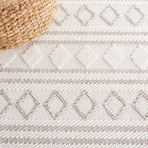 Safavieh Lotus 108 Transitional Power Loomed Rug Ivory / Beige LOT108A-9