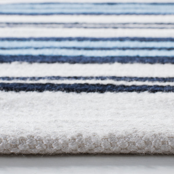 Safavieh Leopold Stripe Flat Weave Polyester Rug LRL2462B-9