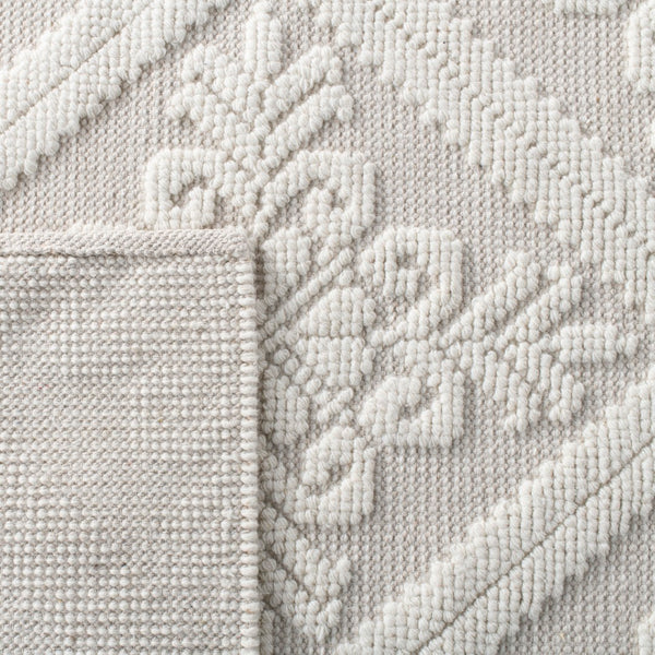 Safavieh Wyatt Hand Woven 50% Wool/50% Cotton Rug LRL6101A-7SQ