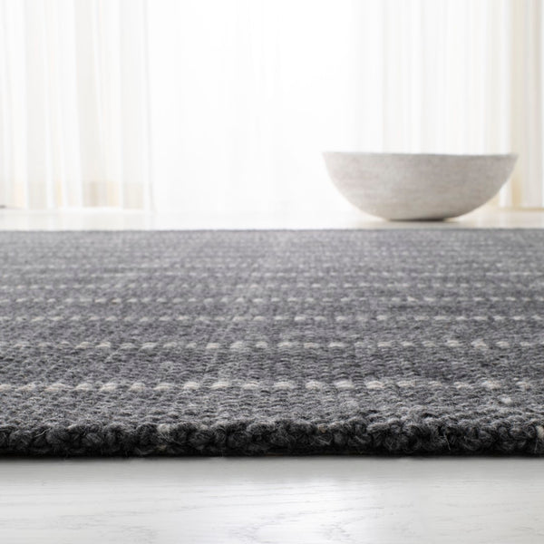 Safavieh Tamworth Check Hand Woven 80% Viscose/20% Wool Rug LRL6450A-9