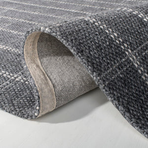 Safavieh Tamworth Check Hand Woven 80% Viscose/20% Wool Rug LRL6450A-9