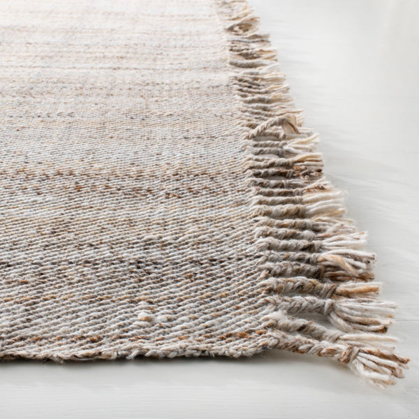 Safavieh Jahi Plaid Hand Loomed Wool/Viscose Rug LRL6470A-7SQ