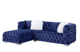 Syxtyx Contemporary Sectional Sofa with 4 Pillows