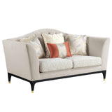 Tayden Transitional Loveseat with 4 Pillows