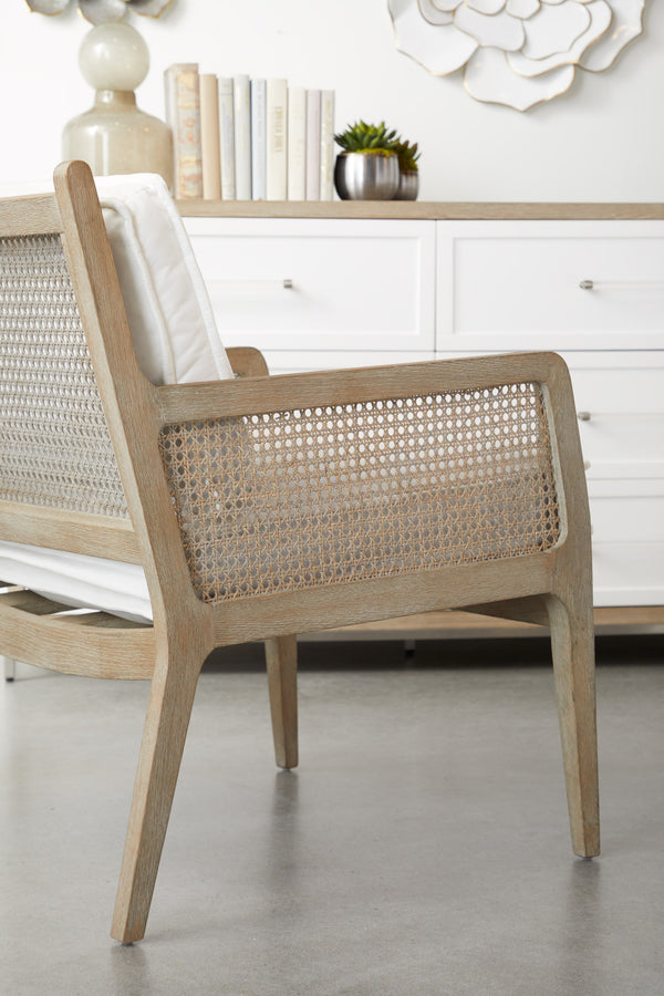 Essentials for Living Stitch & Hand - Dining & Bedroom Leone Club Chair 6649.LPPRL/NG