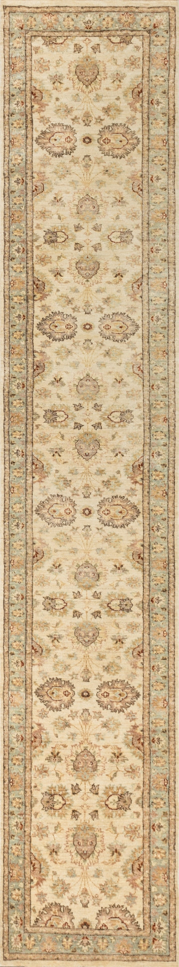 Loloi Majestic MM-07 100% Hand Spun Vegetable Dyed Wool Hand Knotted Traditional Rug MAJEMM-07IVBBC0H6