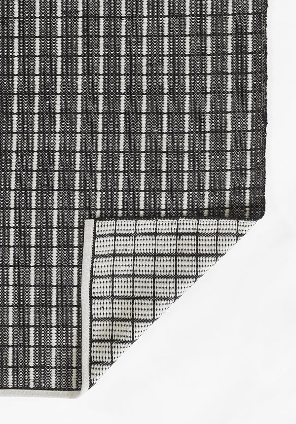 Momeni Novogratz Malmo MLO-2 Hand Woven Contemporary Geometric Indoor/Outdoor Area Rug Black 9' x 12' MALMOMLO-2BLK90C0