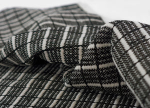 Momeni Novogratz Malmo MLO-2 Hand Woven Contemporary Geometric Indoor/Outdoor Area Rug Black 9' x 12' MALMOMLO-2BLK90C0