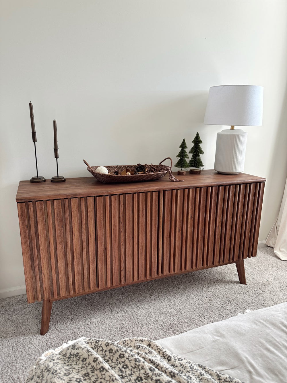 Helena Media Stand: Mid-Century Design with Carved Details to Elevate Your Entertainment Space Elegantly