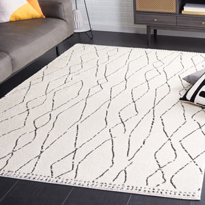 Safavieh Melody 112 Bohemian Power Loomed Rug Ivory / Black MEL112B-9