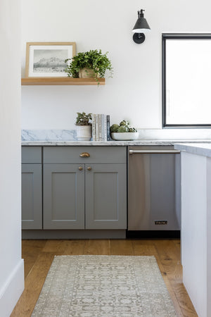 Momeni Pure Salt Menorca MEN-1 Hand Knotted Indoor Area Rug Green 10' x 14' MENORMEN-1GRNA0E0