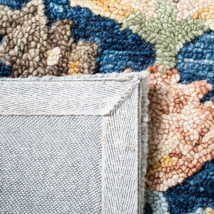 Safavieh Metro Hand Tufted Wool and Cotton with Latex Rug MET104M-8