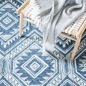 Safavieh Metro Hand Tufted Wool and Cotton with Latex Rug MET122M-8