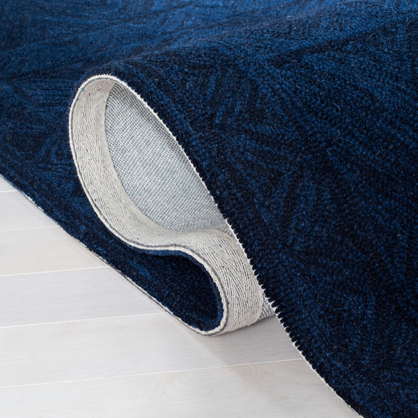 Safavieh Metro Hand Tufted Wool and Cotton with Latex Rug MET125M-8