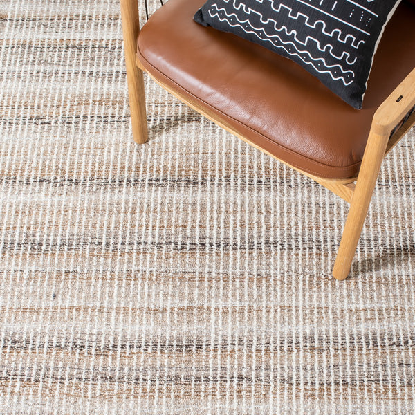 Safavieh Metro 151 Hand Tufted Pile Content: 100% Wool | Overall Content: 80% Wool 20% Cotton Rug MET151T-8