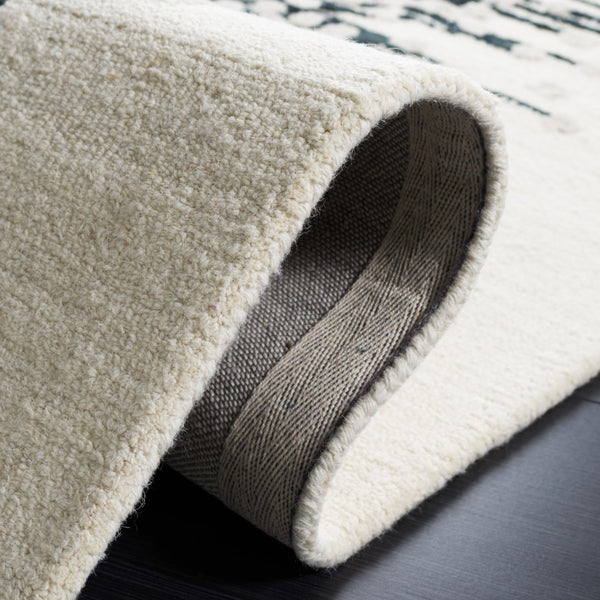 Safavieh Metro 175 Hand Tufted 80% Wool and 20% Cotton Contemporary Rug MET175Z-8