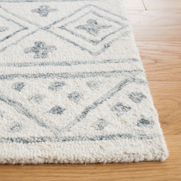 Safavieh Metro 353 Hand Tufted 80% Wool/10% Cotton/and 10% Latex Rug MET353F-6SQ