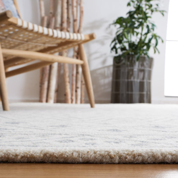 Safavieh Metro 353 Hand Tufted 80% Wool/10% Cotton/and 10% Latex Rug MET353F-6SQ