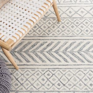 Safavieh Metro 353 Hand Tufted 80% Wool/10% Cotton/and 10% Latex Rug MET353F-6SQ