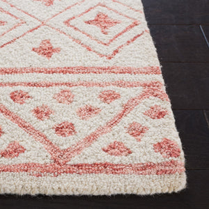 Safavieh Metro 353 Hand Tufted 80% Wool/10% Cotton/and 10% Latex Rug MET353P-6SQ