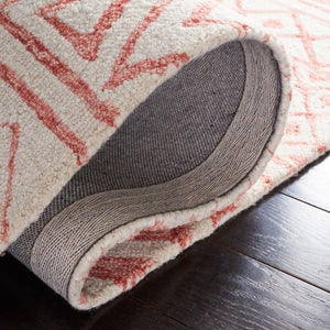 Safavieh Metro 353 Hand Tufted 80% Wool/10% Cotton/and 10% Latex Rug MET353P-6SQ