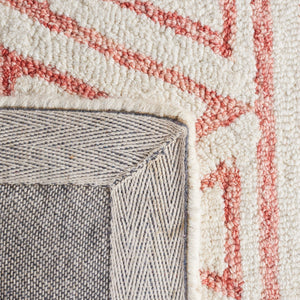 Safavieh Metro 353 Hand Tufted 80% Wool/10% Cotton/and 10% Latex Rug MET353P-6SQ