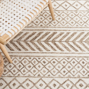 Safavieh Metro 353 Hand Tufted 80% Wool/10% Cotton/and 10% Latex Rug MET353W-6SQ