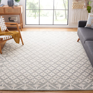 Safavieh Metro 357 Hand Tufted 80% Wool/10% Cotton/and 10% Latex Rug MET357L-8