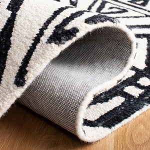 Safavieh Metro 404 Handtufted 100% Wool Rug Black / Ivory MET404Z-5