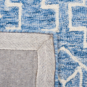 Safavieh Metro 458 Hand Tufted Wool and Cotton with Latex Rug MET458M-8