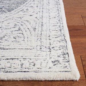 Safavieh Metro 616 Hand Tufted Pile Content: 100% Wool Rug MET616Z-5