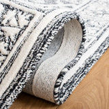 Safavieh Metro 851 Hand Tufted Wool and Cotton with Latex Rug MET851Z-8