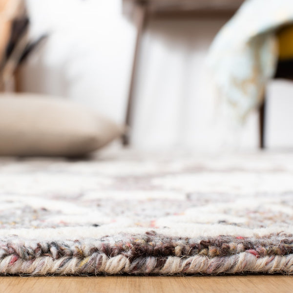 Safavieh Metro 860 Hand Tufted Wool and Cotton with Latex Rug MET860Q-8