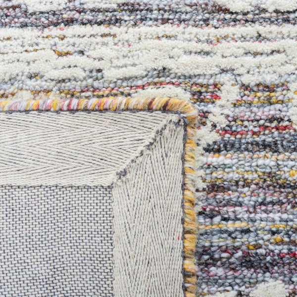 Safavieh Metro 910 Hand Tufted 50% Polyproplyne & 50% Wool Rug Red / Ivory 50% polyproplyne & 50% Wool MET910Q-5