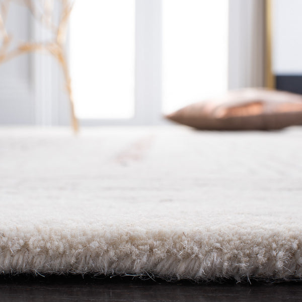 Metro Hand Tufted Pet Yarn and Wool Rug with Luxurious Texture for Elegant Home Decor Style