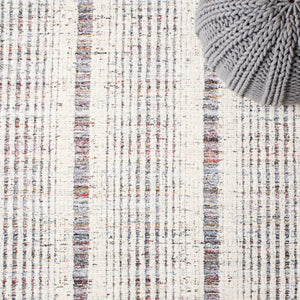 Safavieh Metro 991 Hand Tufted 60% Pet Yarn, 40% Wool Rug Red / Ivory 60% Pet yarn, 40% Wool MET991Q-5