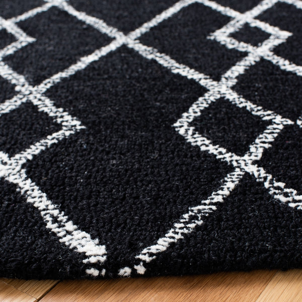 Safavieh Metro 994 Hand Tufted 100% Fine Indian Wool Pile Rug Black / Ivory 100% Fine Indian Wool Pile MET994Z-6R