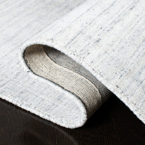 Safavieh Mirage 176 Hand Loomed 75% Viscose/20% Cotton/and 5% Wool Contemporary Rug MIR176A-9