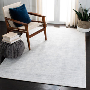 Mirage 176 Contemporary Hand Loom 75% Viscose, 5% Wool, 20% Cotton Rug Ivory / Silver