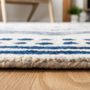 Safavieh Micro-Loop 156 Hand Tufted Wool Contemporary Rug MLP156A-6