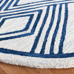 Safavieh Micro-Loop 156 Hand Tufted Wool Contemporary Rug MLP156A-6