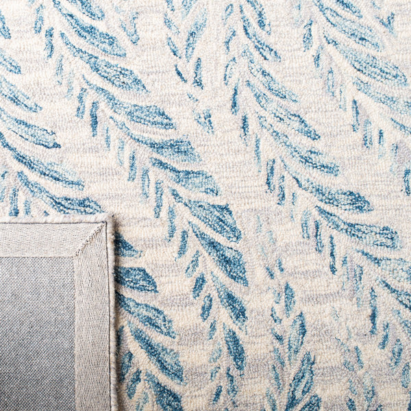 Micro-Loop 170 Contemporary Hand Tufted 80% Wool, 20% Cotton Rug Ivory / Blue