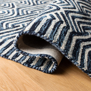 Safavieh Micro-Loop 175 Hand Tufted 80% Wool and 20% Cotton Contemporary Rug MLP175M-9