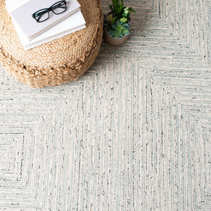 Safavieh Micro-Loop 176 Hand Tufted 80% Wool and 20% Cotton Solid & Tonal Rug MLP176F-9