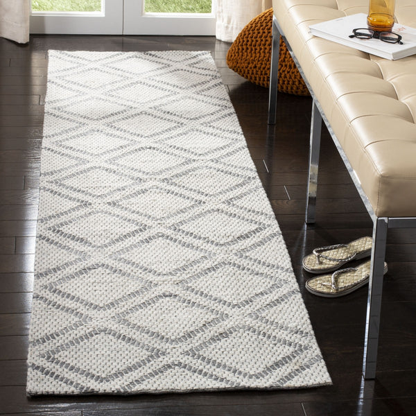 Safavieh Micro-Loop 514 Hand Tufted Wool Rug MLP514G-24