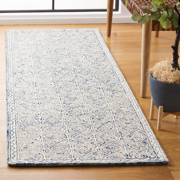 Safavieh Micro-Loop 526 Hand Tufted Wool and Cotton with Latex Rug MLP526N-7SQ