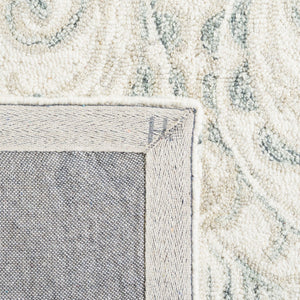 Safavieh Micro-Loop 532 Hand Tufted Wool and Cotton with Latex Contemporary Rug MLP532F-7SQ